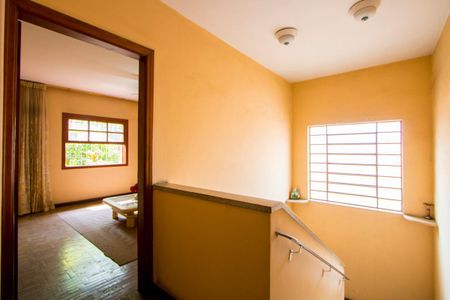 Casa à venda com 471m², 4 quartos e 3 vagasCorredor