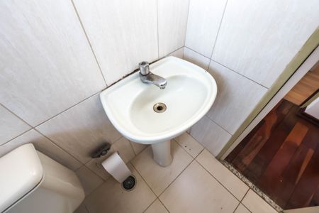 Apartamento para alugar com 50m², 2 quartos e 1 vaga Apartamento para alugar com 50m², 2 quartos e 1 vagaBanheiro