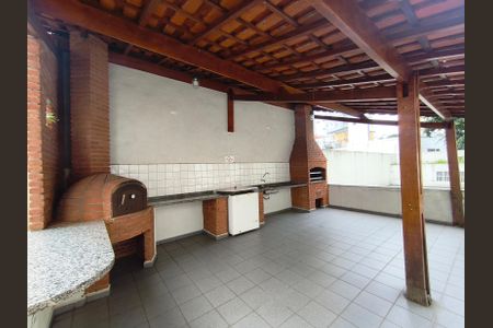 Apartamento à venda com 68m², 2 quartos e 2 vagas Apartamento à venda com 68m², 2 quartos e 2 vagasChurrasqueira