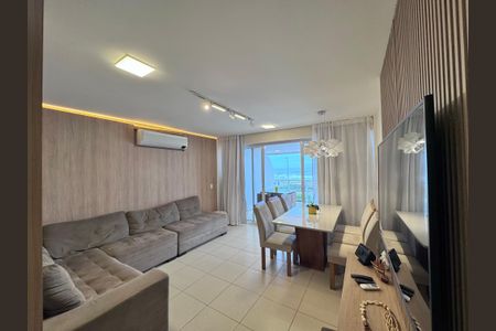 Sala de apartamento à venda com 2 quartos, 100m² em Recreio dos Bandeirantes, Rio de Janeiro