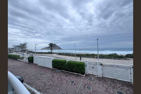 Apartamento à venda com 100m², 2 quartos e 1 vagaVaranda