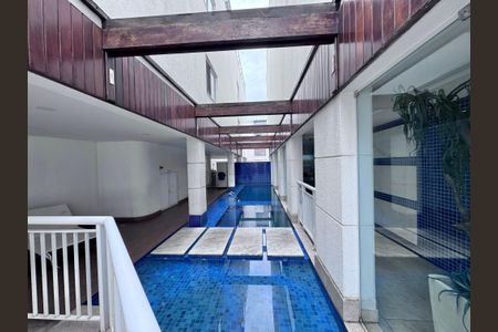 Apartamento à venda com 100m², 2 quartos e 1 vagaÁrea comum