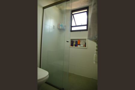 Apartamento à venda com 106m², 3 quartos e 2 vagasBanheiro da Suíte 2