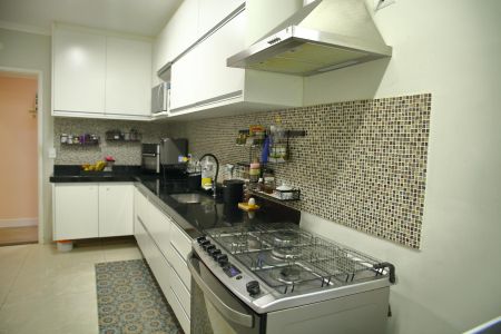 Apartamento à venda com 106m², 3 quartos e 2 vagasCozinha