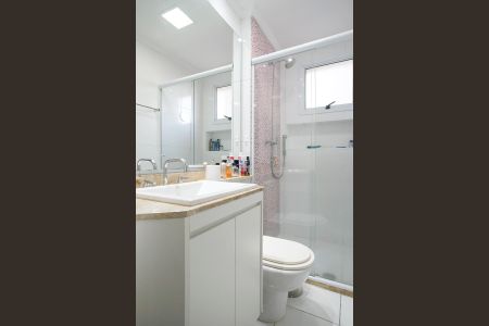 Apartamento à venda com 80m², 3 quartos e 2 vagasBanheiro da suíte