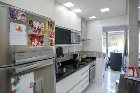 Apartamento à venda com 80m², 3 quartos e 2 vagasCozinha