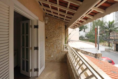 Apartamento à venda com 140m², 2 quartos e 2 vagas Apartamento à venda com 140m², 2 quartos e 2 vagasVaranda Suite