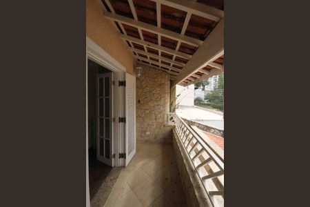 Apartamento à venda com 140m², 2 quartos e 2 vagas Apartamento à venda com 140m², 2 quartos e 2 vagasVaranda Suite