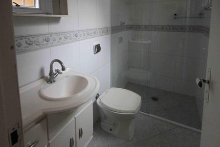 Apartamento à venda com 140m², 2 quartos e 2 vagas Apartamento à venda com 140m², 2 quartos e 2 vagasBanheiro da Suite 2
