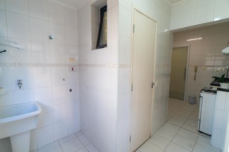 Apartamento à venda com 72m², 2 quartos e 1 vagaÁrea de Serviço