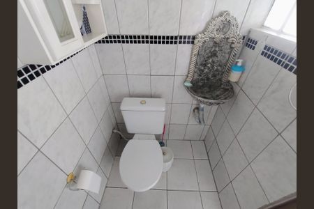 Casa à venda com 123m², 2 quartos e 2 vagasBanheiro de serviço