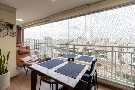 Apartamento à venda com 83m², 2 quartos e 2 vagas Apartamento à venda com 83m², 2 quartos e 2 vagasSacada