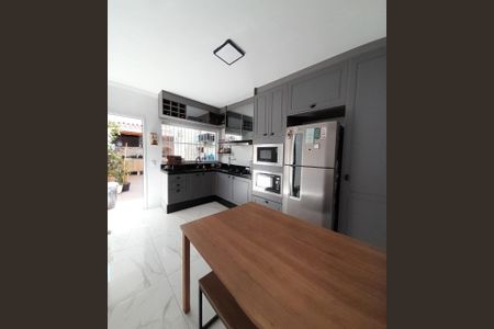 Casa à venda com 130m², 3 quartos e 2 vagas Casa à venda com 130m², 3 quartos e 2 vagasFoto 13