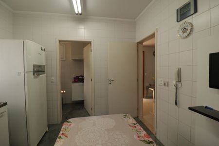 Apartamento à venda com 94m², 2 quartos e 2 vagasCozinha