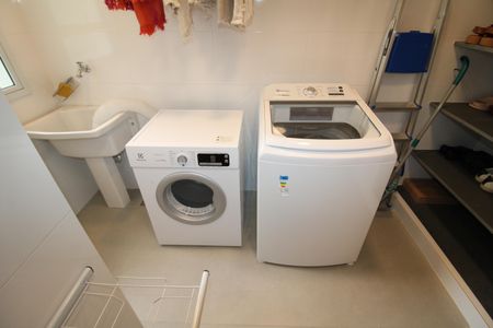 Casa à venda com 160m², 2 quartos e 2 vagasÁrea de Serviço