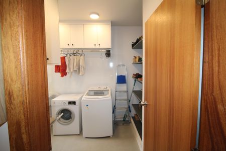 Casa à venda com 160m², 2 quartos e 2 vagasÁrea de Serviço