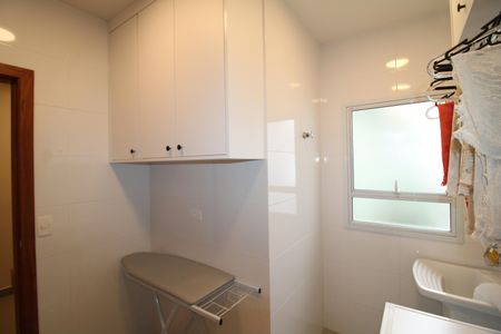 Casa à venda com 160m², 2 quartos e 2 vagasÁrea de Serviço