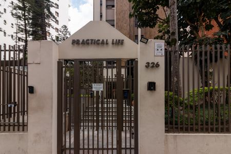 Apartamento à venda com 60m², 2 quartos e 1 vaga Apartamento à venda com 60m², 2 quartos e 1 vagaFachada e portaria