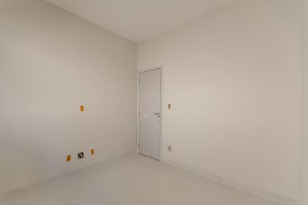 Casa à venda com 180m², 3 quartos e 4 vagas Casa à venda com 180m², 3 quartos e 4 vagasQuarto 1