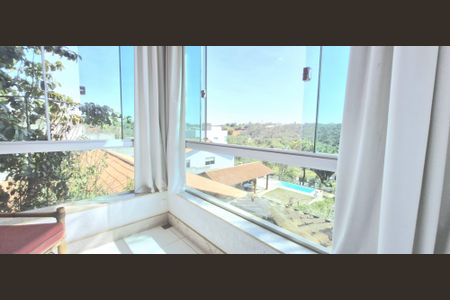 Casa de condomínio à venda com 320m², 3 quartos e 10 vagas Casa de condomínio à venda com 320m², 3 quartos e 10 vagasVaranda suíte 2