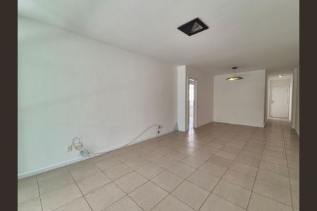 Apartamento à venda com 140m², 3 quartos e 2 vagasSala