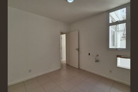 Apartamento à venda com 140m², 3 quartos e 2 vagasQuarto 1