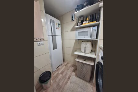 Apartamento à venda com 28m², 1 quarto e sem vaga Apartamento à venda com 28m², 1 quarto e sem vagaCozinha e Área de Serviço