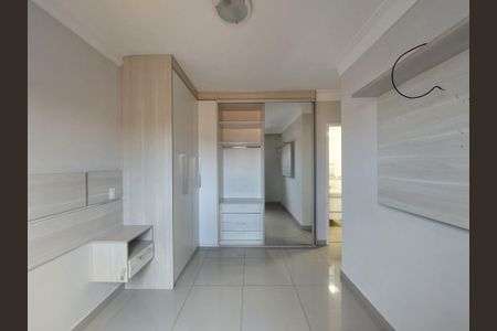 Apartamento para alugar com 73m², 2 quartos e 2 vagas Apartamento para alugar com 73m², 2 quartos e 2 vagasQuarto 3