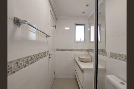 Apartamento para alugar com 73m², 2 quartos e 2 vagas Apartamento para alugar com 73m², 2 quartos e 2 vagasBanheiro 1