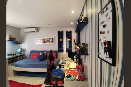 Casa à venda com 210m², 3 quartos e 3 vagas