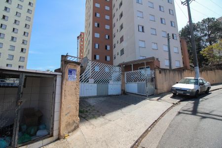 Apartamento à venda com 45m², 2 quartos e 1 vaga Apartamento à venda com 45m², 2 quartos e 1 vagaFachada