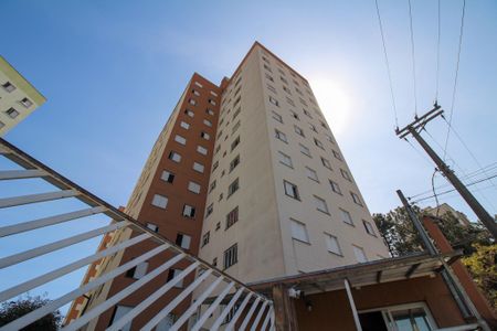 Apartamento à venda com 45m², 2 quartos e 1 vaga Apartamento à venda com 45m², 2 quartos e 1 vagaFachada