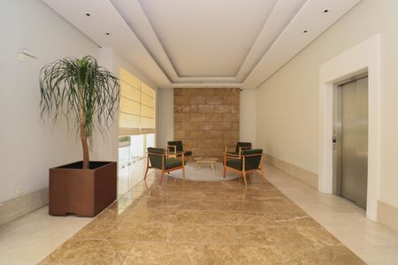 Apartamento à venda com 139m², 3 quartos e 3 vagas Apartamento à venda com 139m², 3 quartos e 3 vagasHall social