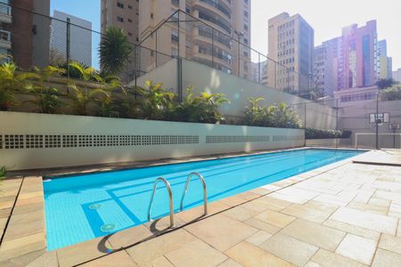 Apartamento à venda com 139m², 3 quartos e 3 vagas Apartamento à venda com 139m², 3 quartos e 3 vagasPiscina