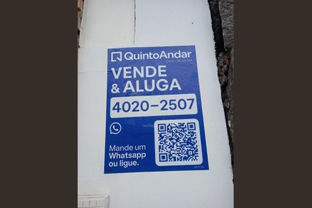 Casa à venda com 960m², 4 quartos e 10 vagas Casa à venda com 960m², 4 quartos e 10 vagasPlaca