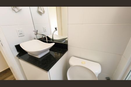 Apartamento à venda com 64m², 2 quartos e 1 vaga Apartamento à venda com 64m², 2 quartos e 1 vagaBanheiro