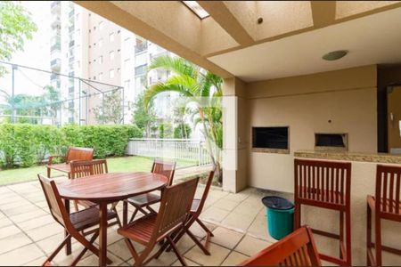 Apartamento à venda com 65m², 2 quartos e 1 vaga Apartamento à venda com 65m², 2 quartos e 1 vagaÁrea comum - Churrasqueira