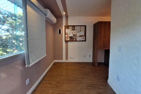 Casa de condomínio à venda com 531m², 4 quartos e 2 vagas Casa de condomínio à venda com 531m², 4 quartos e 2 vagasQuarto 2
