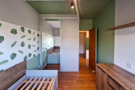 Casa de condomínio à venda com 531m², 4 quartos e 2 vagas Casa de condomínio à venda com 531m², 4 quartos e 2 vagasQuarto 1