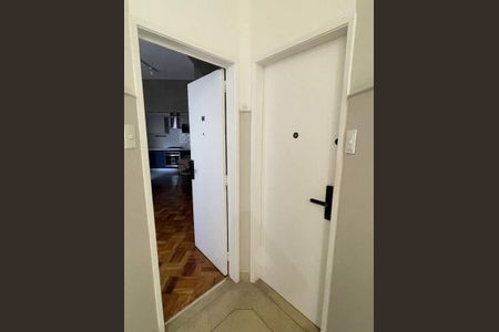 Apartamento à venda com 58m², 1 quarto e 1 vaga