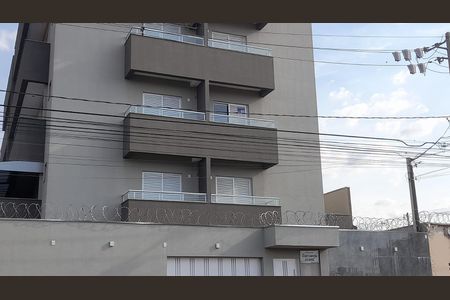 Apartamento para alugar com 56m², 2 quartos e 1 vaga Apartamento para alugar com 56m², 2 quartos e 1 vagaFachada