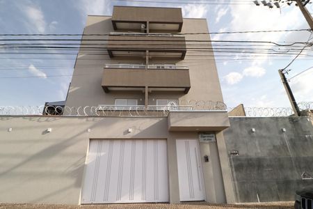 Apartamento para alugar com 56m², 2 quartos e 1 vagaFachada