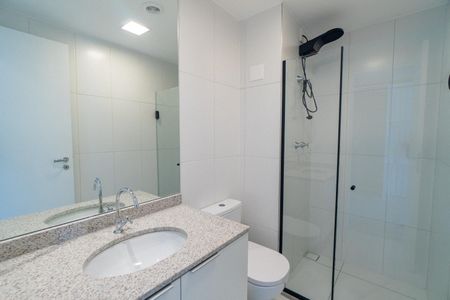 Banheiro de kitnet/studio para alugar com 1 quarto, 45m² em Vila Clementino, São Paulo