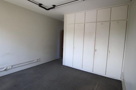 Casa à venda com 332m², 4 quartos e 4 vagas