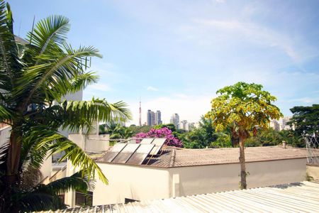 Casa à venda com 332m², 4 quartos e 4 vagas