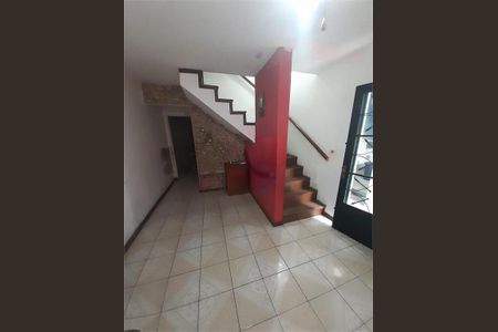 Casa à venda com 250m², 3 quartos e 3 vagas