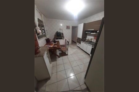 Casa à venda com 3 quartos, 250m² em Vila Norma, São Paulo