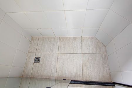 Casa à venda com 587m², 3 quartos e 4 vagas Casa à venda com 587m², 3 quartos e 4 vagasBanheiro 2