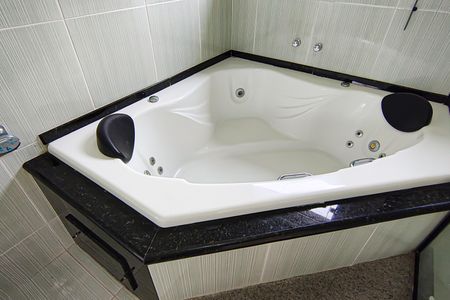 Casa à venda com 587m², 3 quartos e 4 vagas Casa à venda com 587m², 3 quartos e 4 vagasBanheiro da Suíte 1