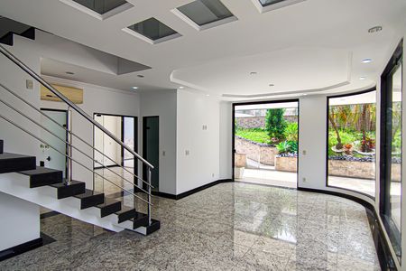 Sala 1 de casa à venda com 3 quartos, 587m² em Freguesia (Jacarepaguá), Rio de Janeiro